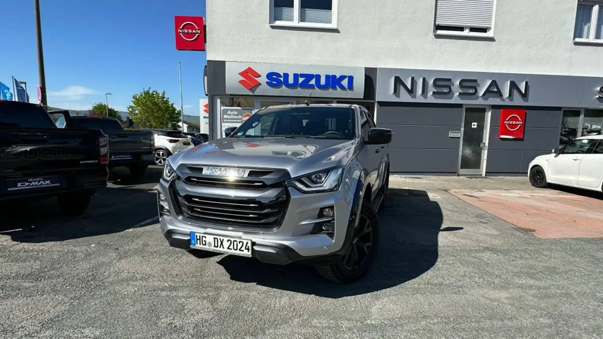 Isuzu D-Max Double Cab V-Cross 4X4 A/T Plateado - 1