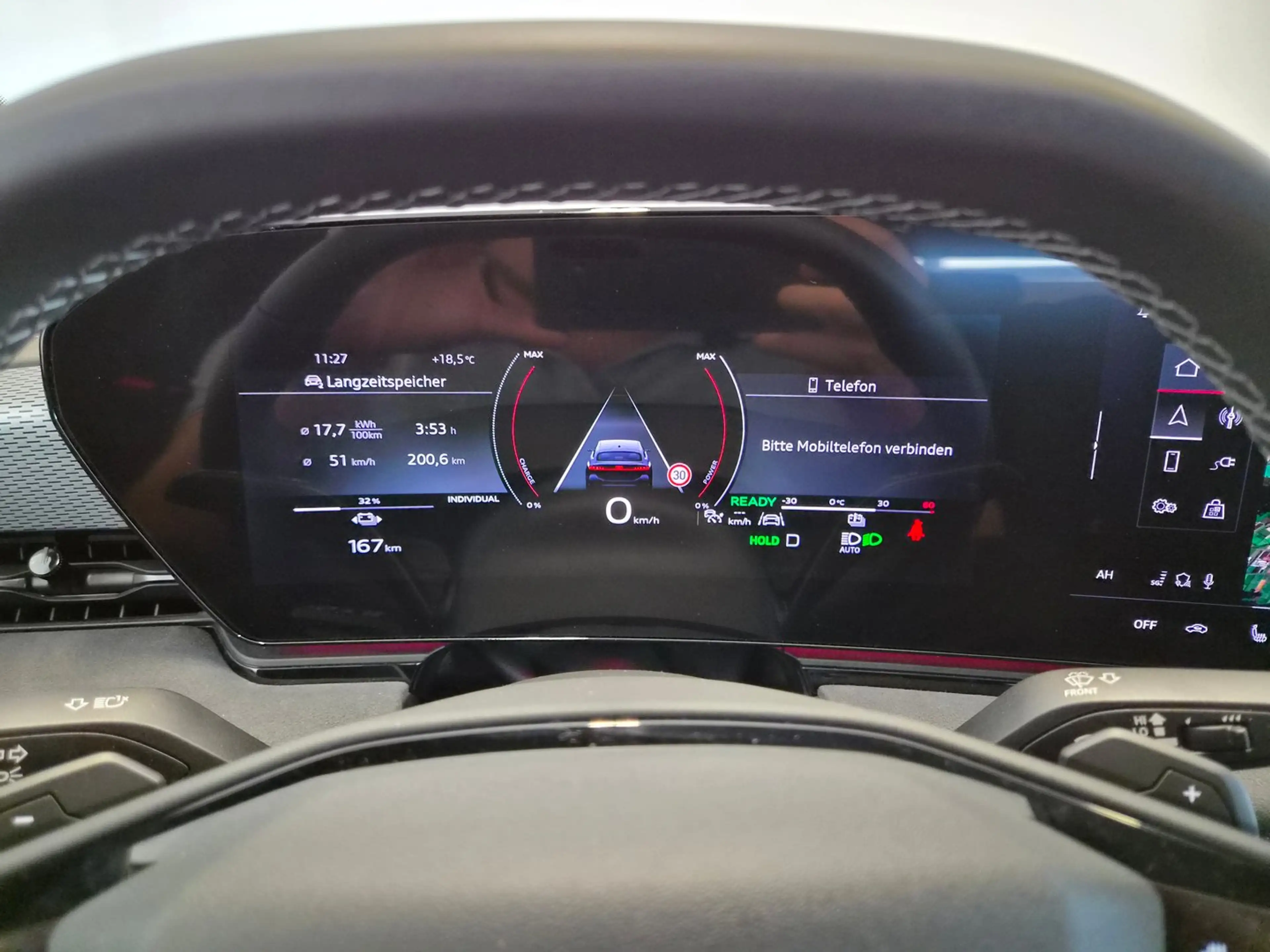 Audi S6 e-tron — photo 13