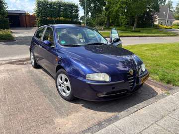 147 1.6 TS Distinctive