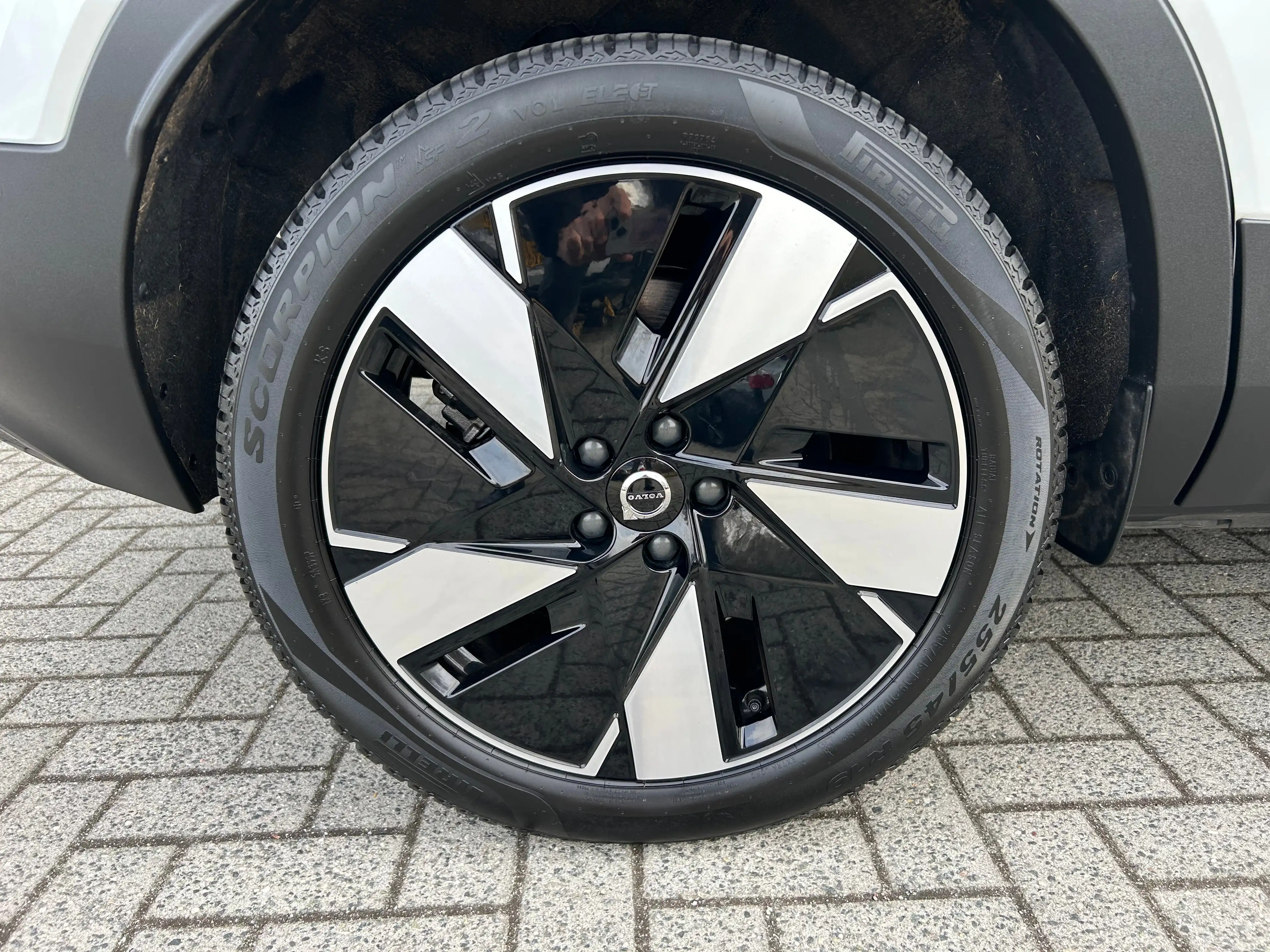 Volvo EX40 Single Motor Extended Range Ultra 82 kWh | Trekhaa — photo 6
