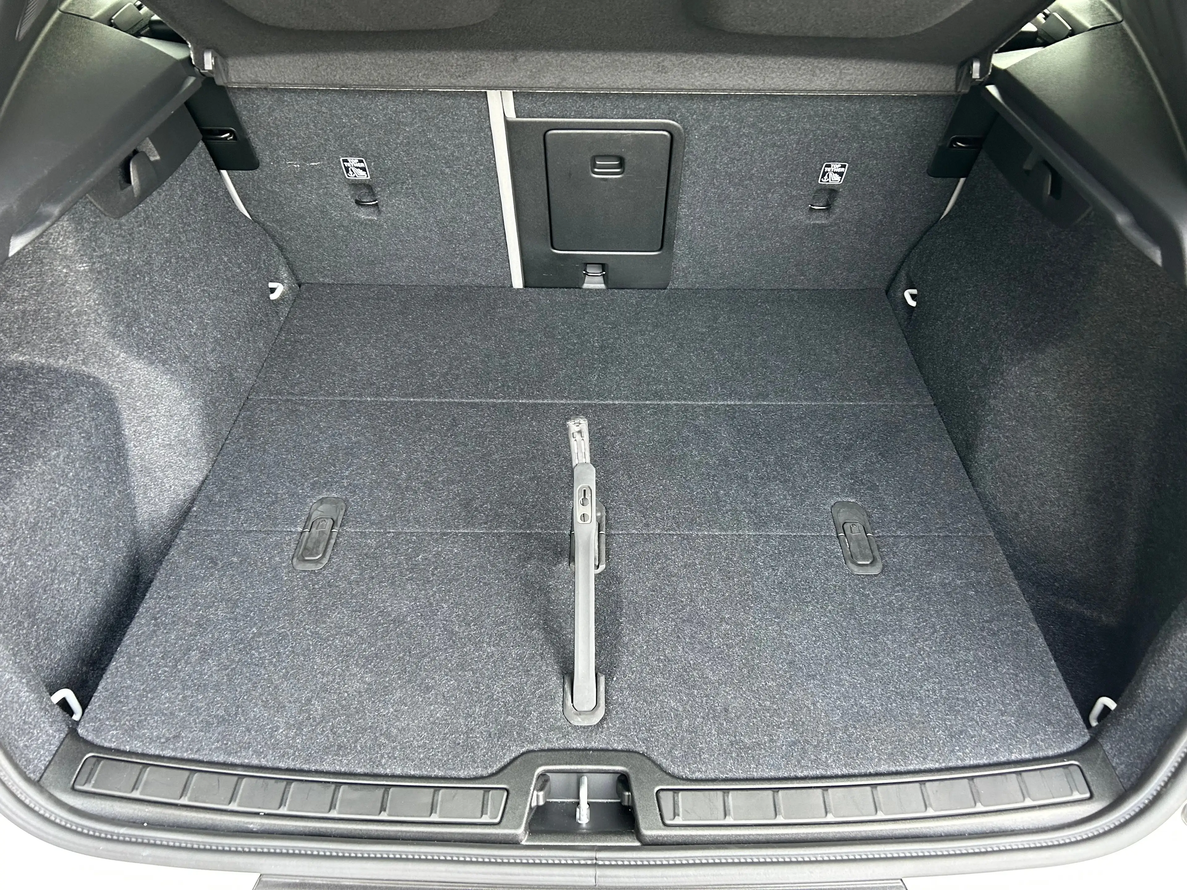 Volvo EX40 Single Motor Extended Range Ultra 82 kWh | Trekhaa — photo 15