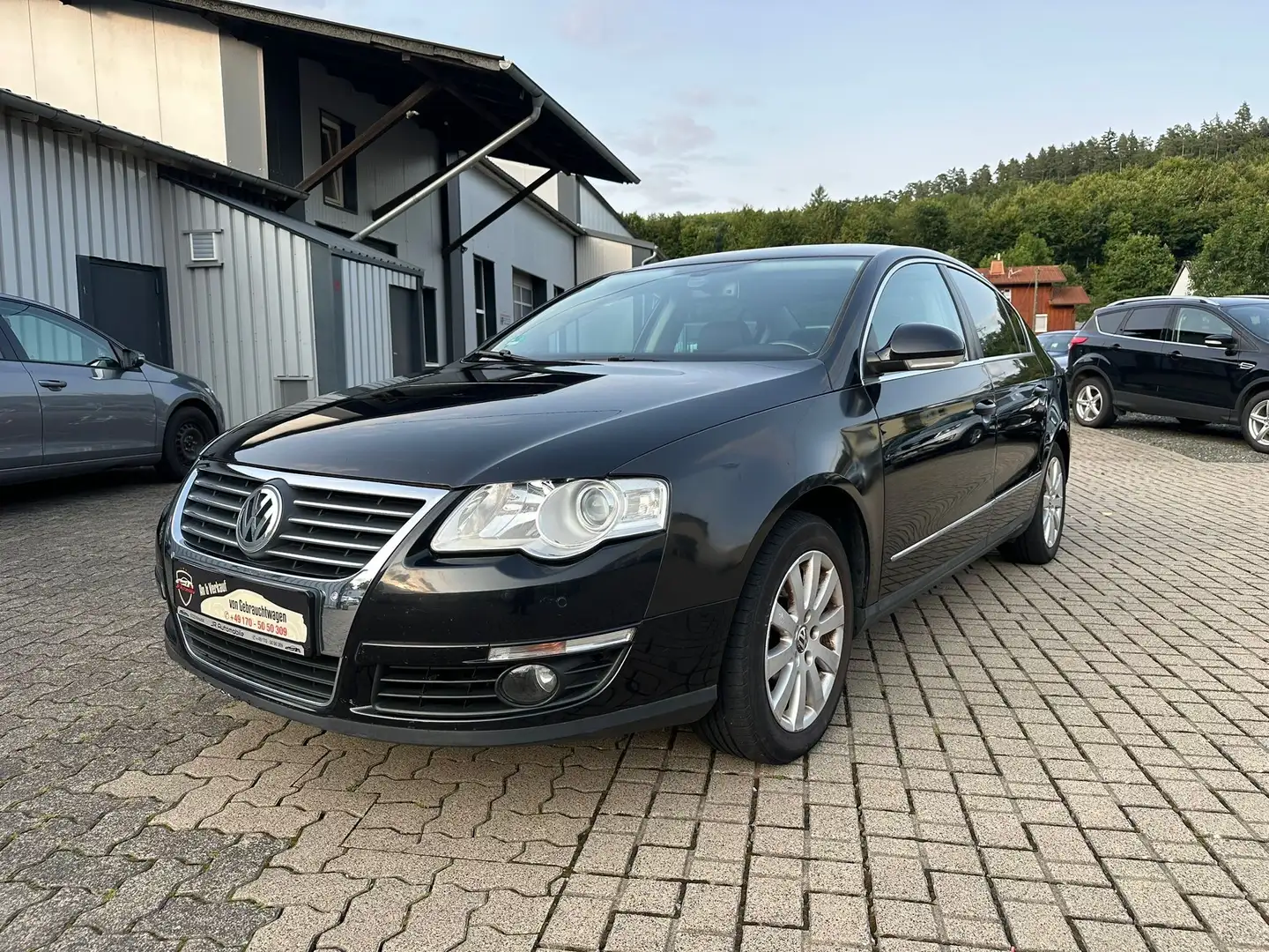 Volkswagen Passat 2.0 FSI Highline 150PS Limousine Schwarz - 1