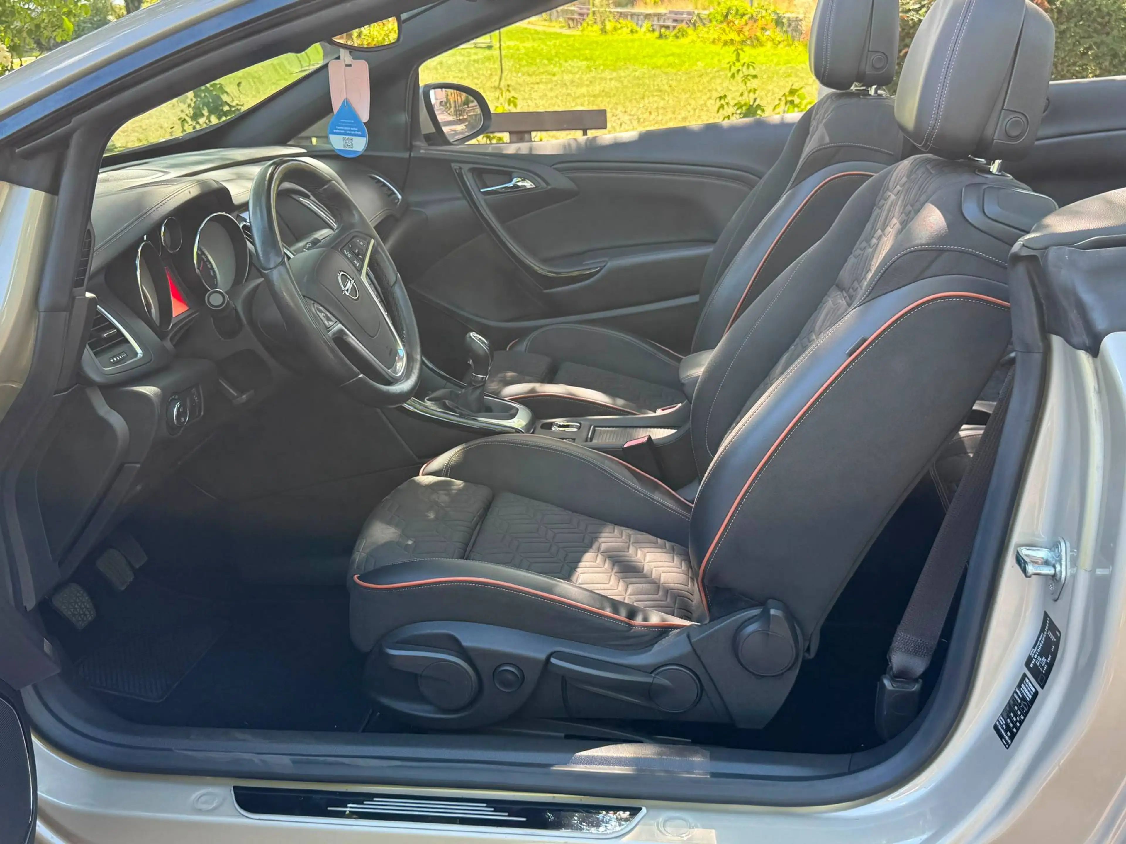 Opel Cascada Innovation ecoFlex — photo 13