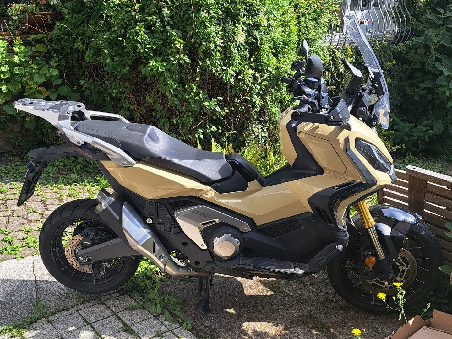 Honda X-ADV XADV 750, 43kw Béžová - 1