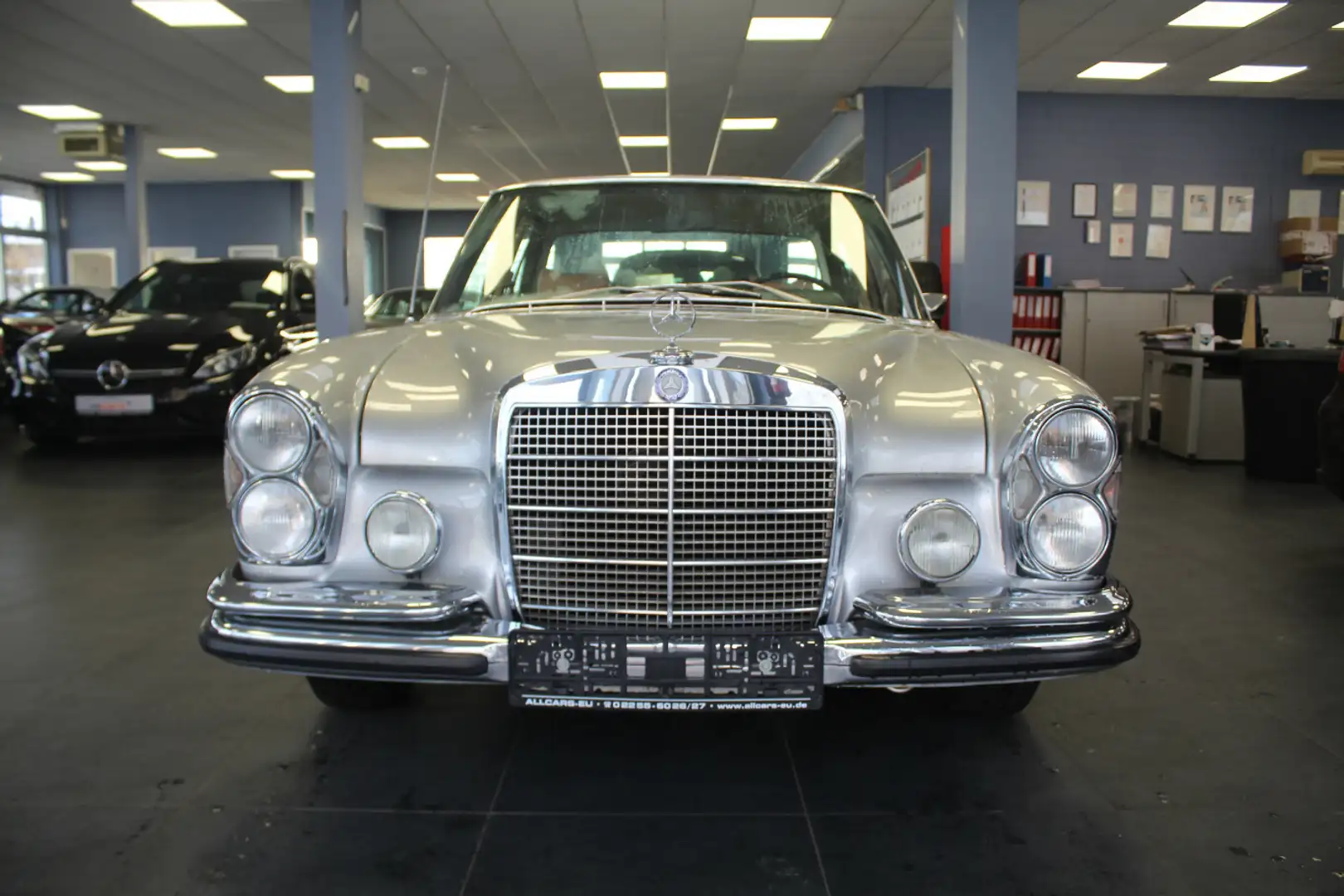 Mercedes-Benz 280 SE W180 - OLDTIMER Plateado - 2