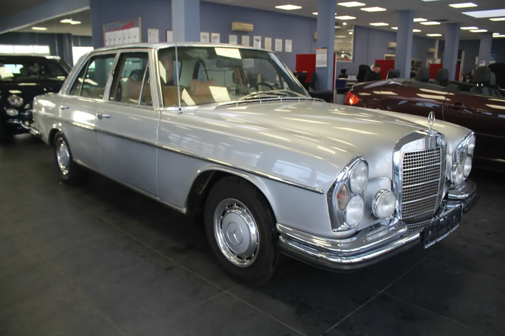 Mercedes-Benz 280 SE W180 - OLDTIMER Plateado - 1