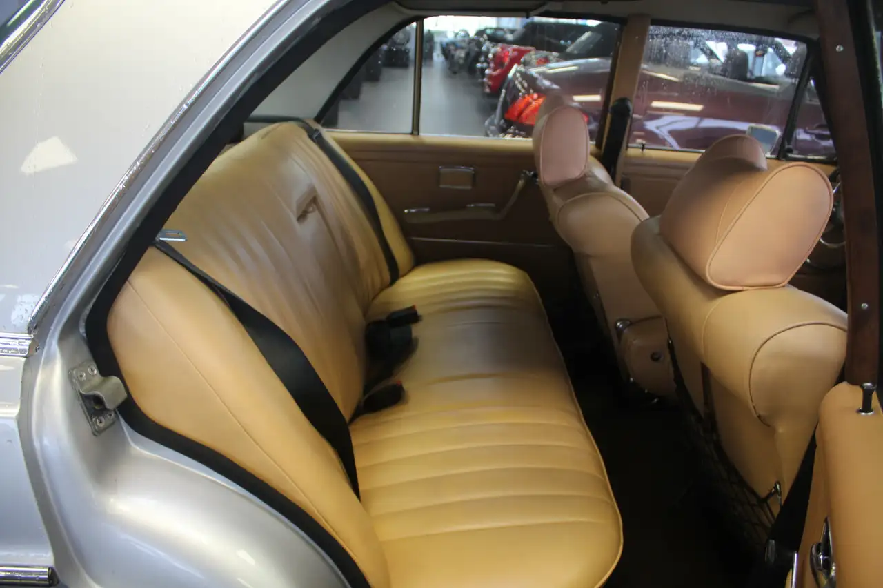 Mercedes-Benz 280 SE W108 - OLDTIMER, foto 11
