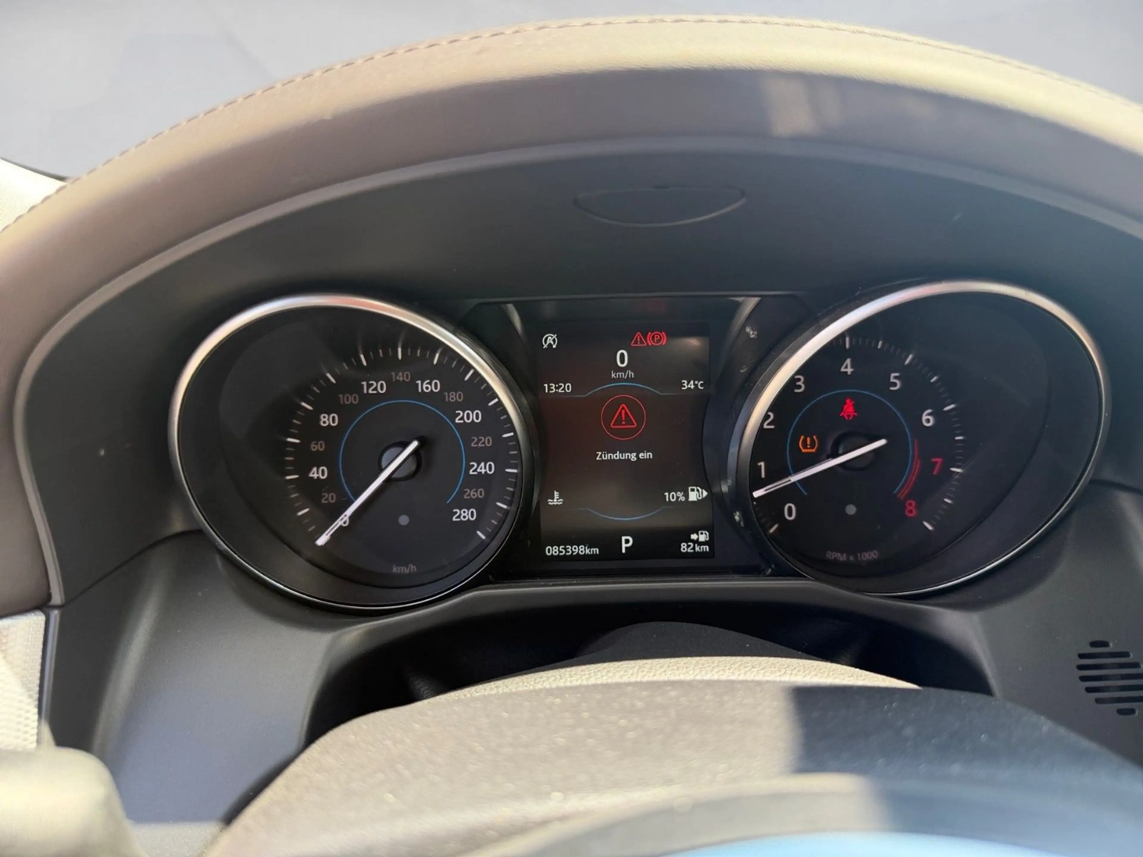 Jaguar XF 20t Portfolio *NAVI*SITZ-HZ.*KAMERA — photo 14