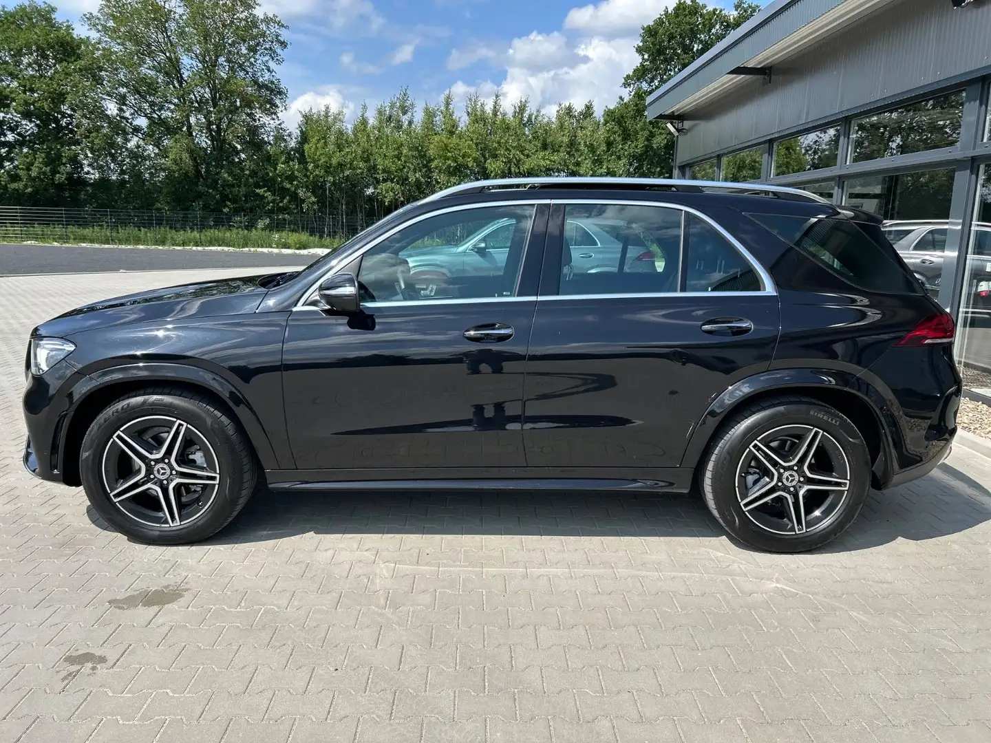 Mercedes-Benz GLE 300 d 4M AMG -Pano-Memory-Burmester-360K Schwarz - 2