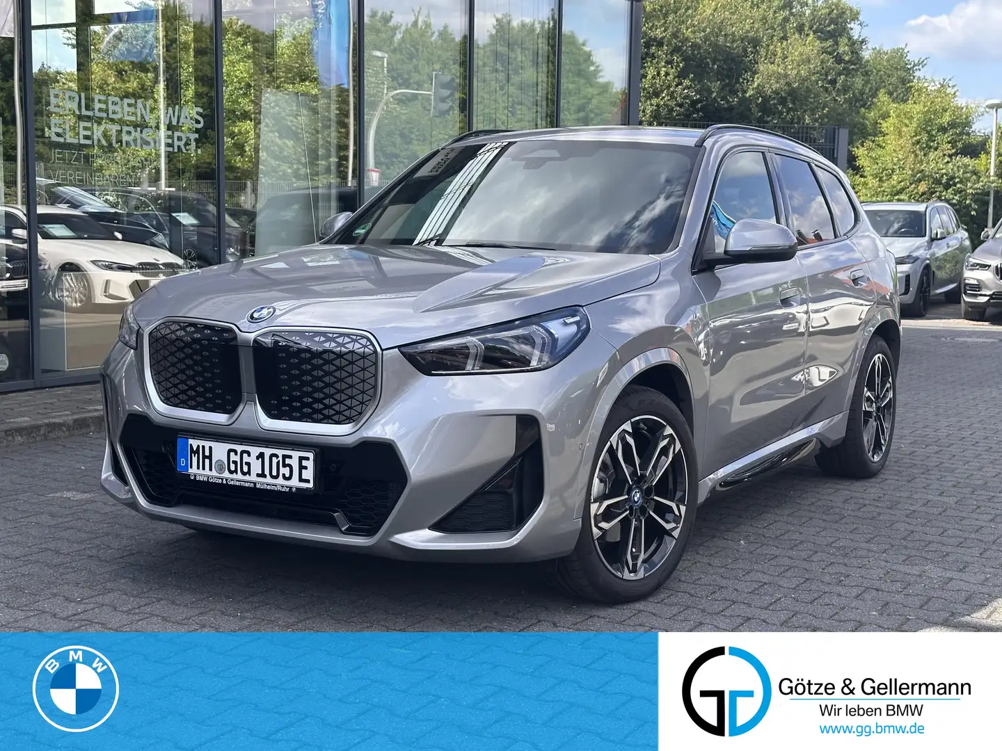 BMW iX1 eDrive20 M Sportpaket //PremiumPaket AHK Grau - 1
