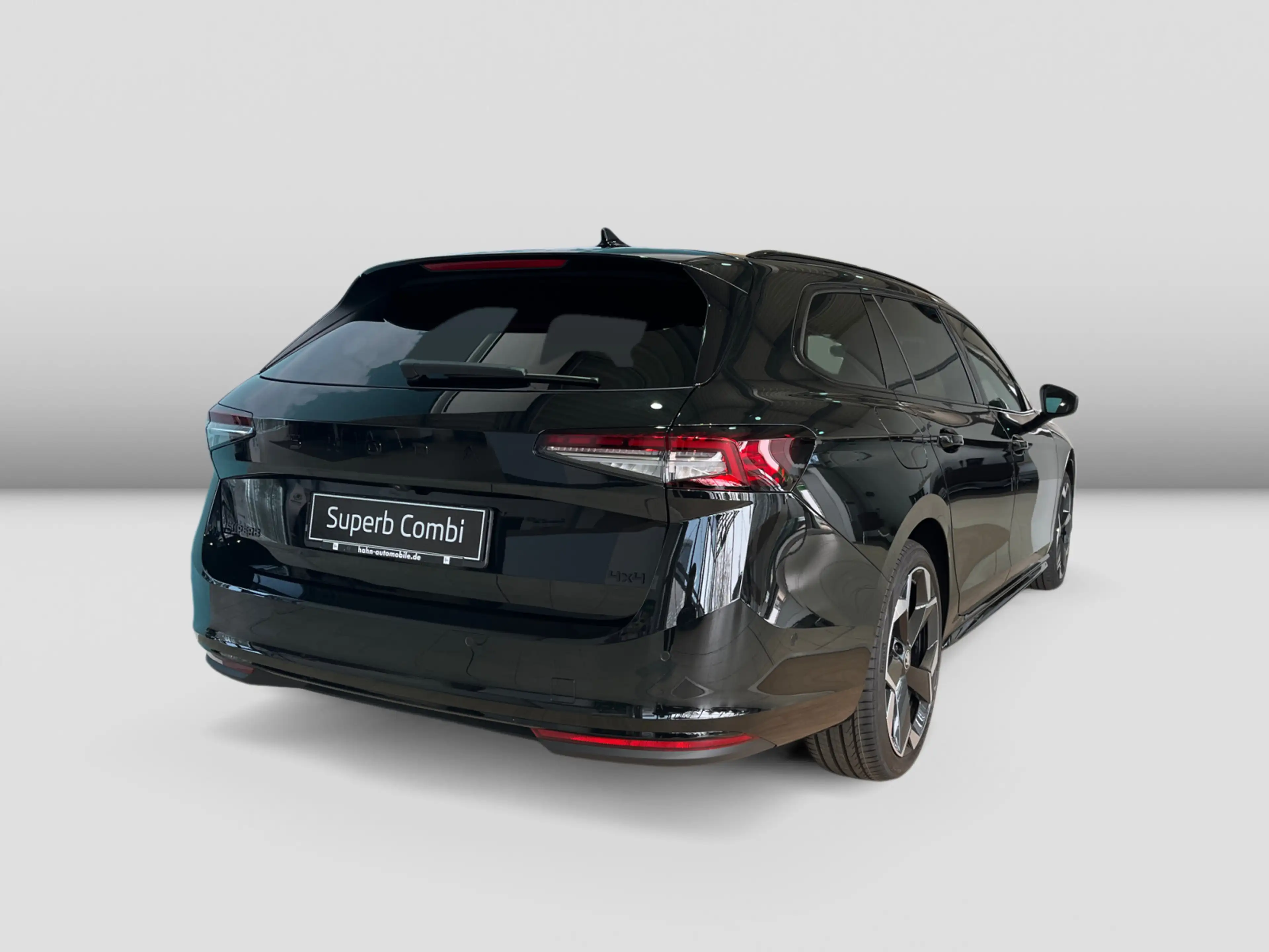 Skoda Superb Combi Sportline 2,0 TDI AHK Pano Standhz — photo 4