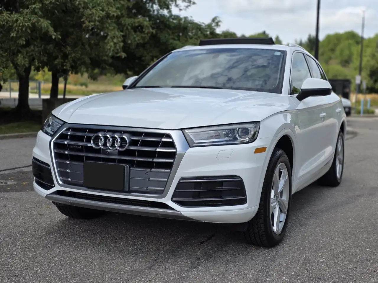 Audi Q5 снимка Audi Q5