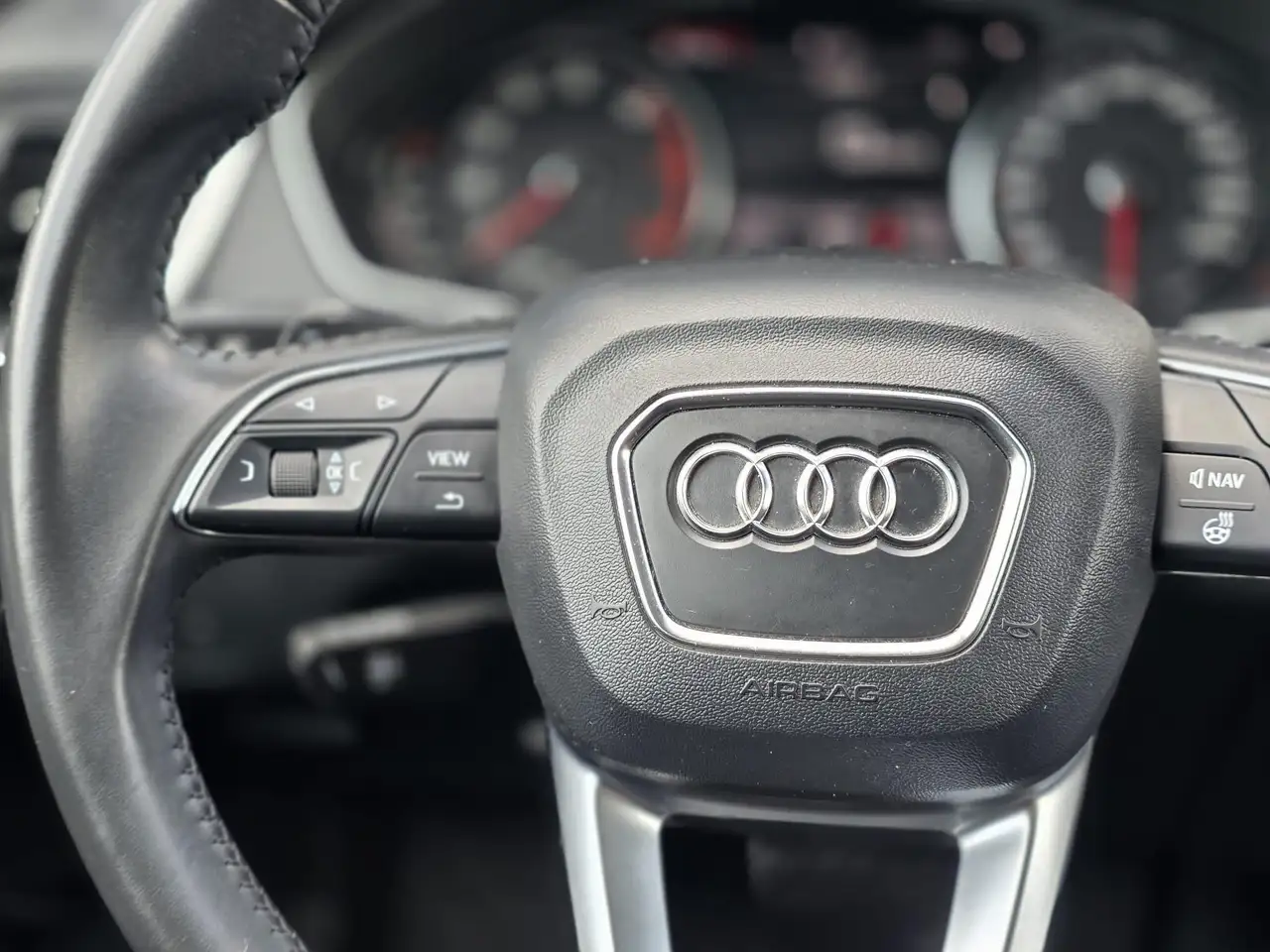 Audi Q5 снимка Audi Q5