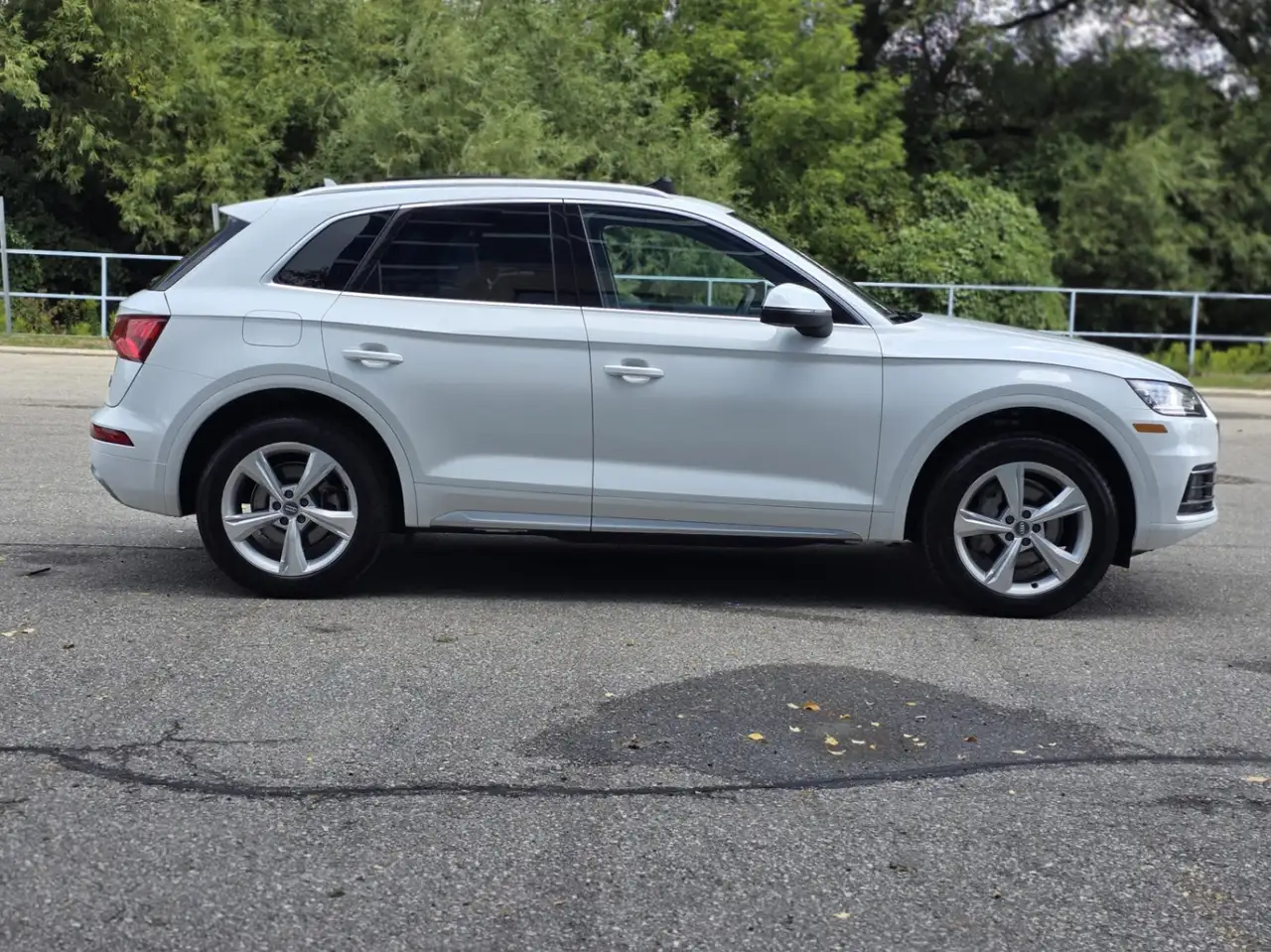 Audi Q5 снимка Audi Q5