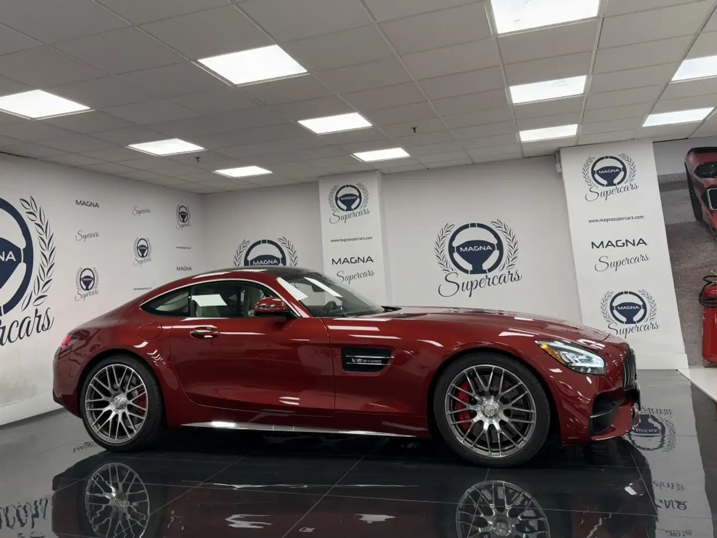Mercedes-Benz AMG GT Coupé C Rojo - 2