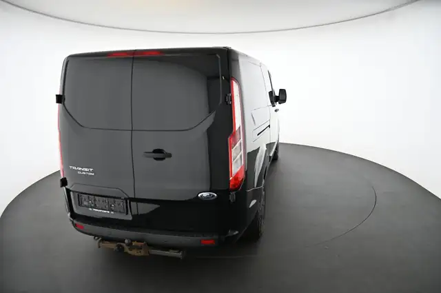 Ford Transit Custom view 12