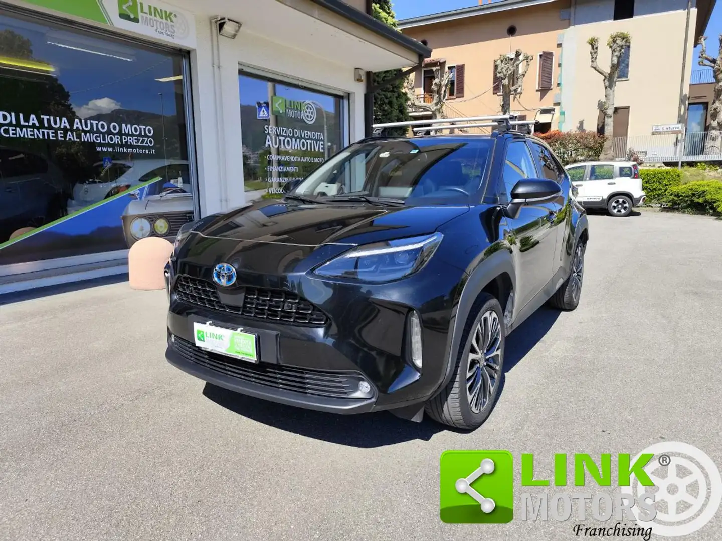 Toyota Yaris Cross 1.5 Hybrid 5p. E-CVT Lounge GARANZIA CASA INCL Nero - 1