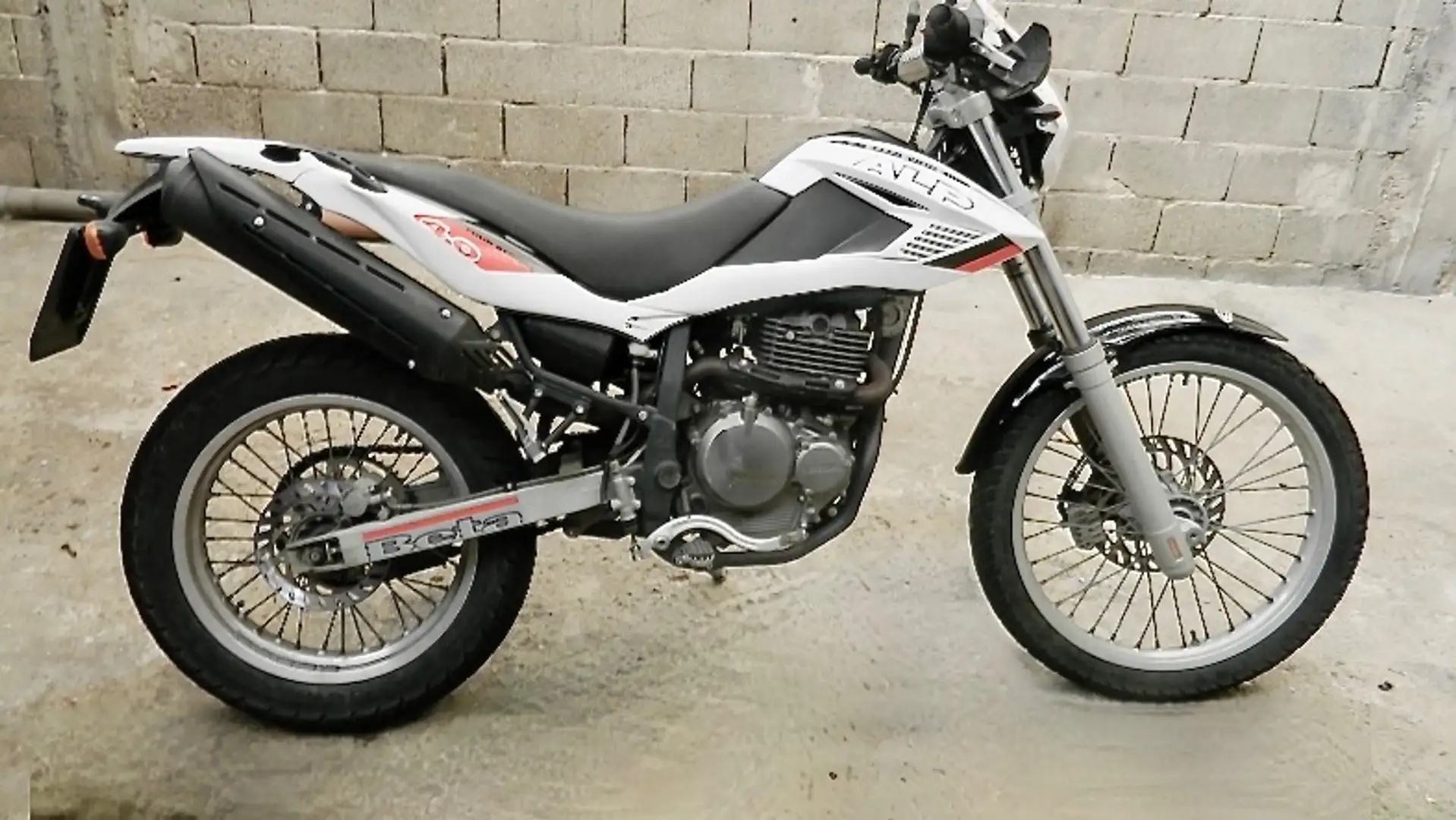 Beta Alp 4.0 Enduro Blanco - 1