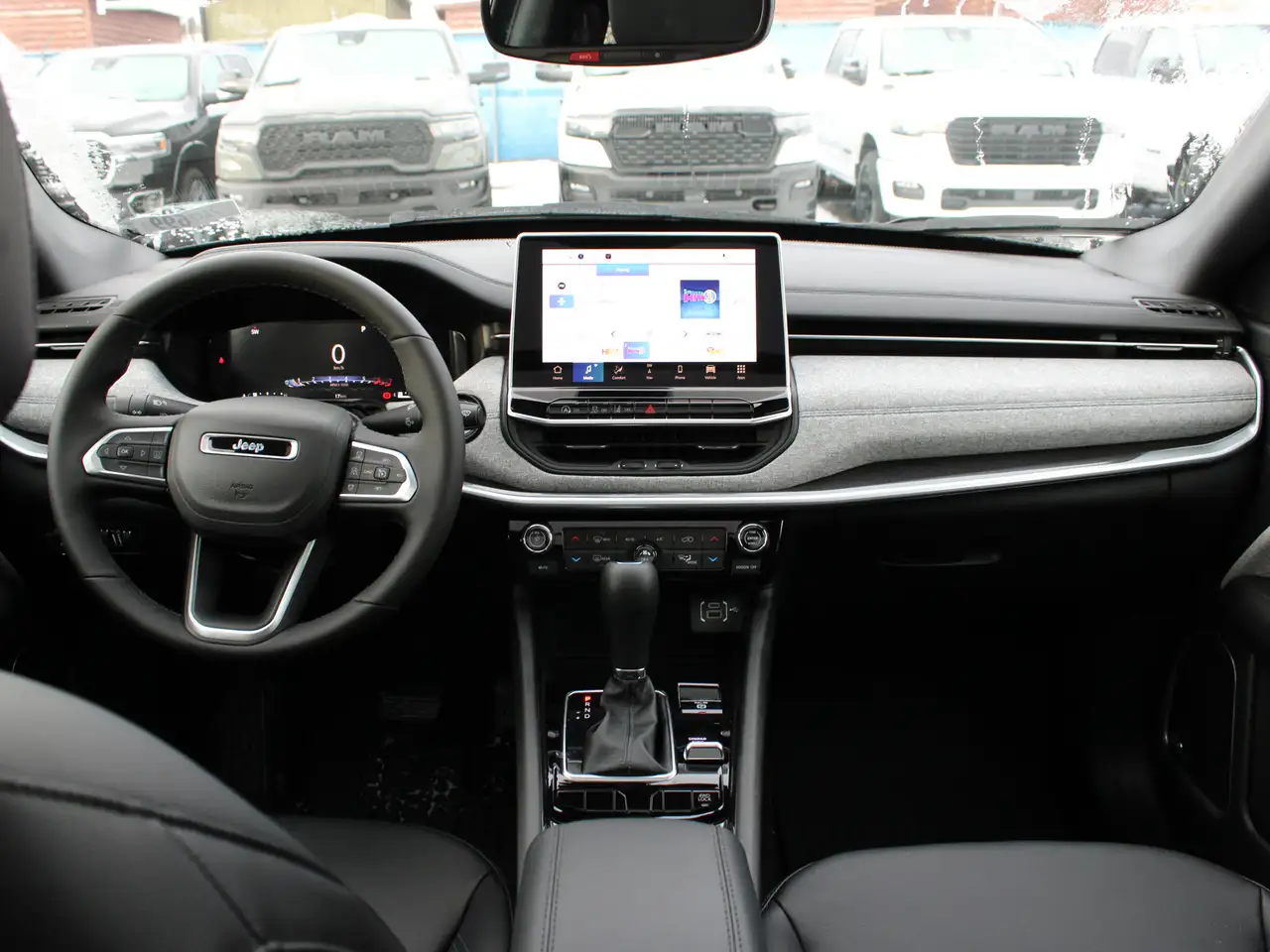 Jeep Compass снимка Jeep Compass