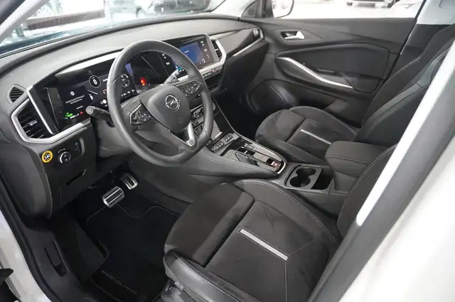 Opel Grandland X view 13