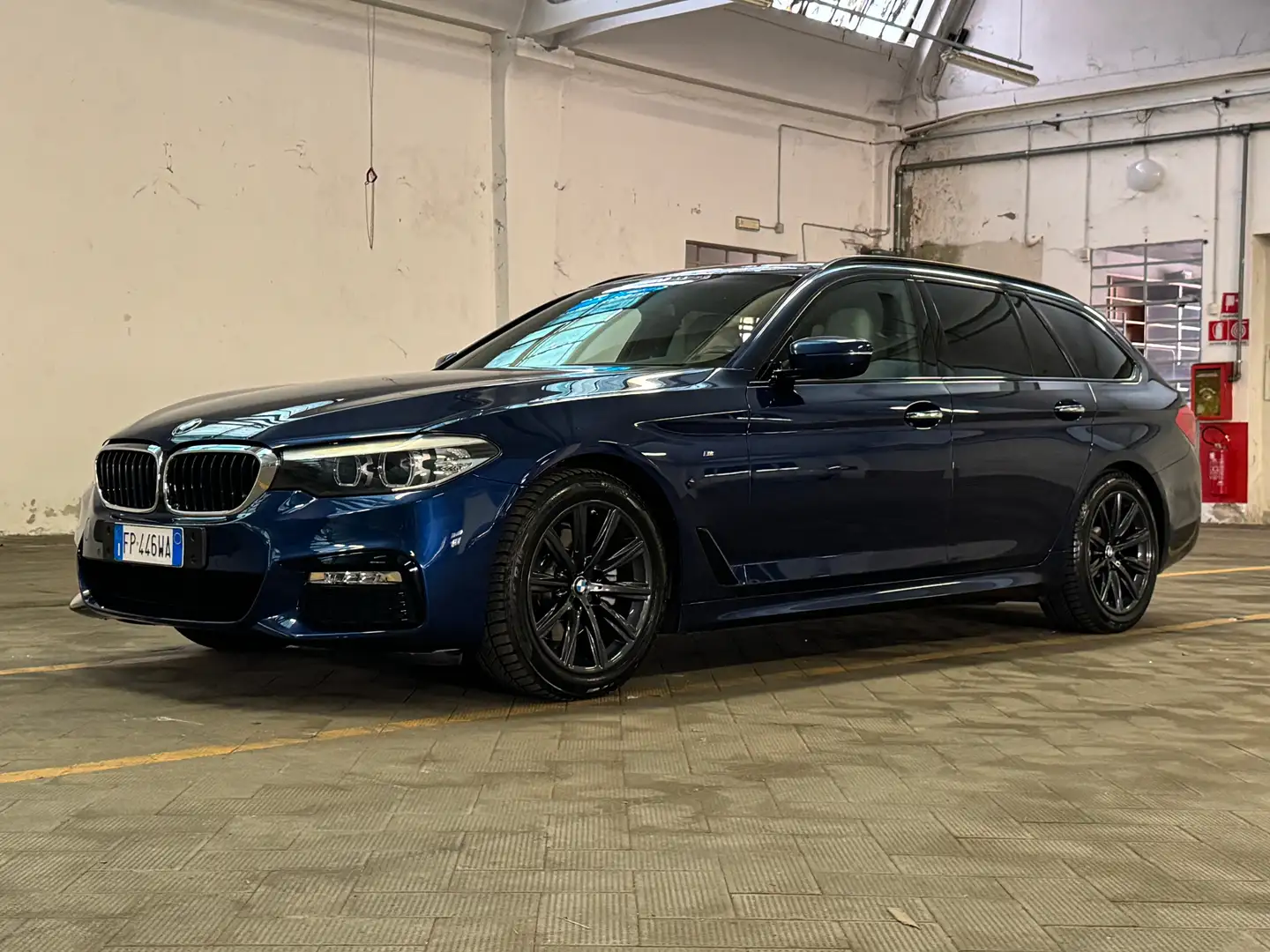 BMW 520 Serie 5 2018 Touring 520d Touring xdrive Msport Bleu - 1