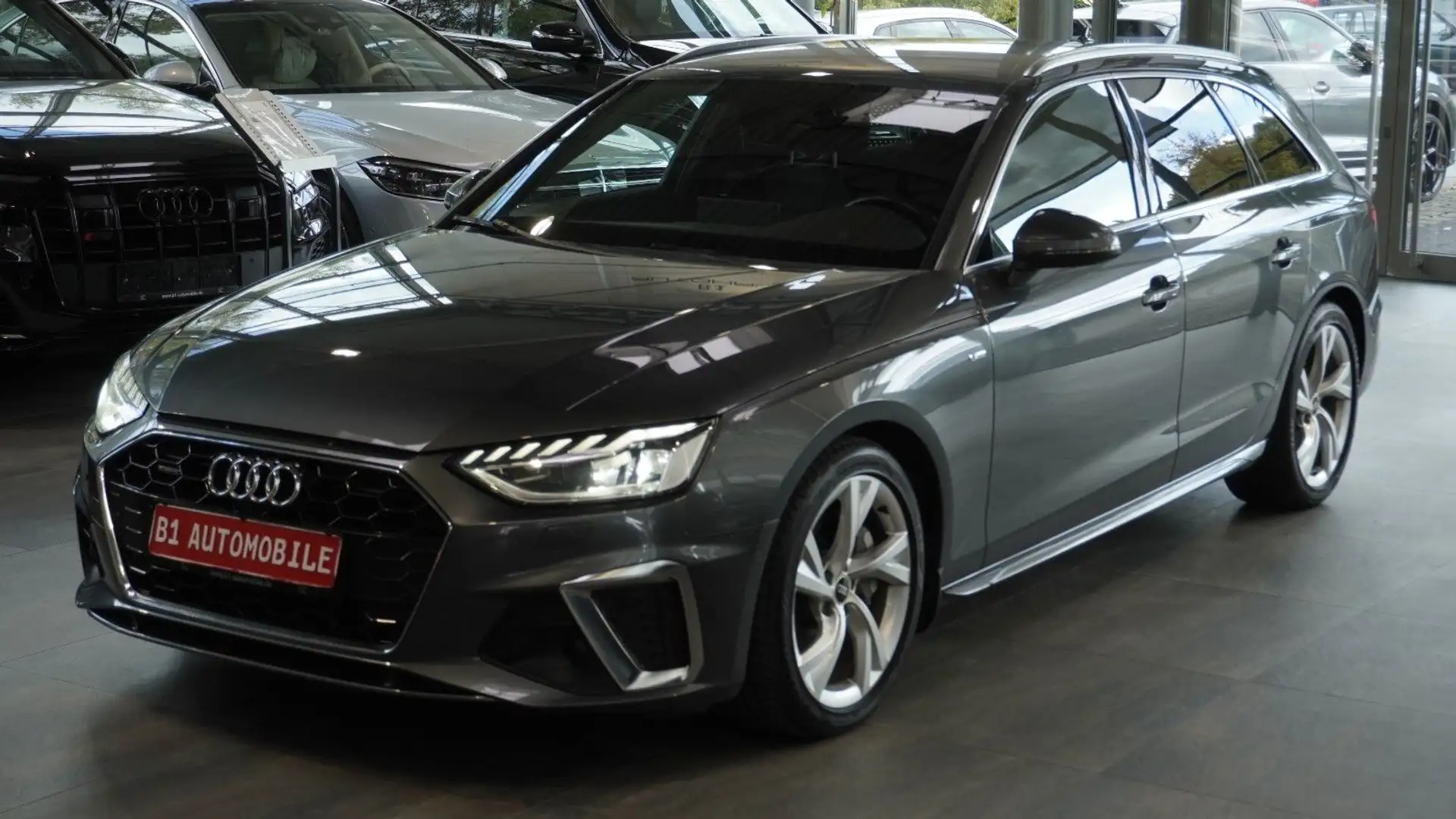 Audi A4 Avant 40 TFSI quattro S line*ACC*AHK*STHZ*360 Grau - 1