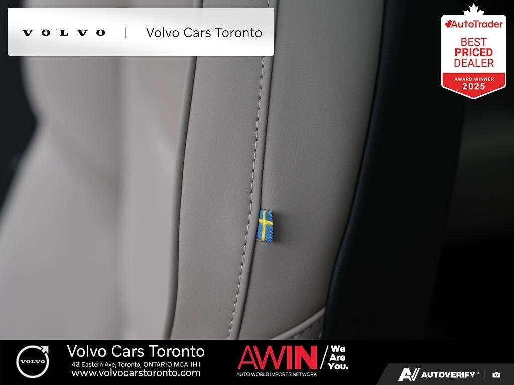 2026 Volvo XC60 T8 AWD Plus Dark Theme thumb 24