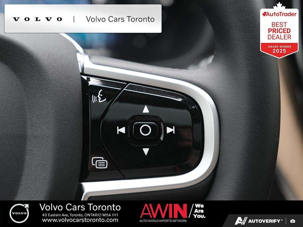 2026 Volvo XC60 T8 AWD Plus Dark Theme thumb 18