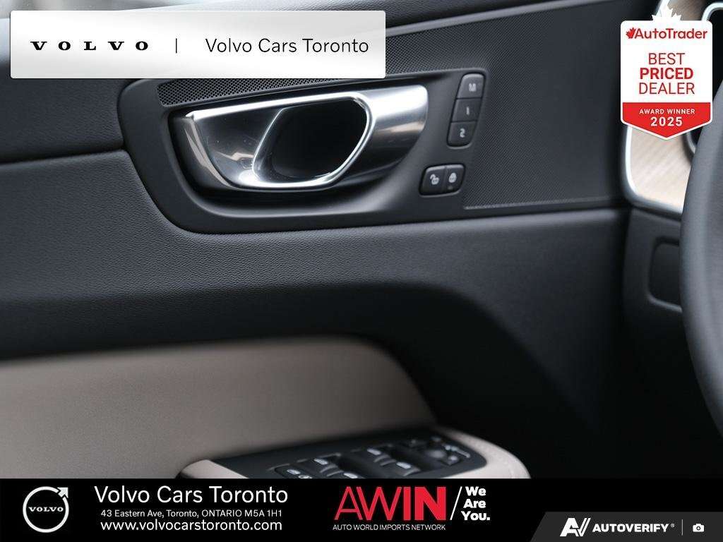 2026 Volvo XC60 T8 AWD Plus Dark Theme thumb 17