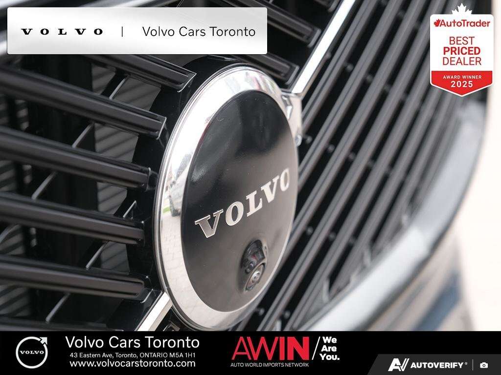 2026 Volvo XC60 T8 AWD Plus Dark Theme thumb 9