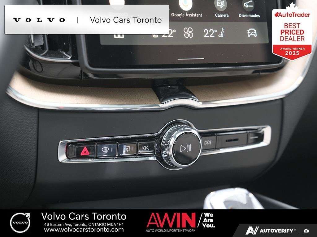 2026 Volvo XC60 T8 AWD Plus Dark Theme thumb 20