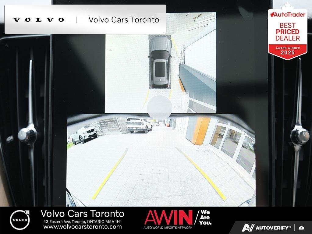 2026 Volvo XC60 T8 AWD Plus Dark Theme thumb 21