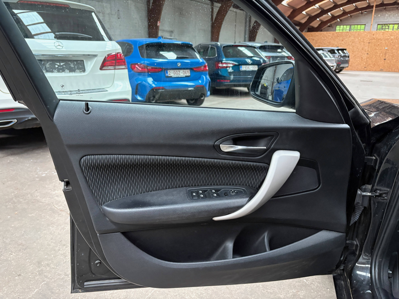 BMW 114 114i / SERVICARS WAREMME / RADAR / NAVI / CLIM / GARANTIE 12 MOIS — photo 8