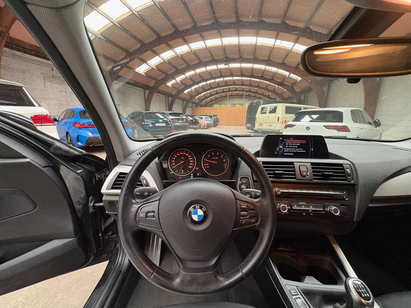 BMW 114 114i / SERVICARS WAREMME / RADAR / NAVI / CLIM / GARANTIE 12 MOIS — photo 15