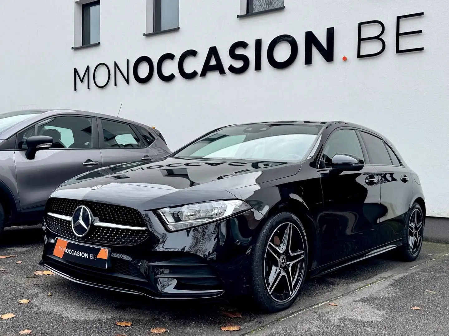 Mercedes-Benz A 180 d AMG ECL.AMBIANCE CAPTEURS TOIT OUVRANT ALCANTARA Noir - 2