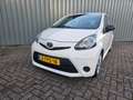 Toyota Aygo 1.0 VVT-i Now 5 deurs Airco Elec pakket Wit - thumbnail 2