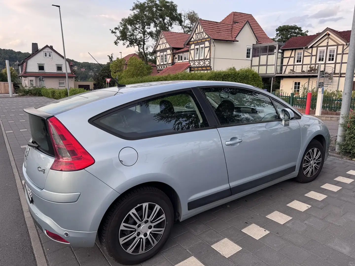Citroen C4 Coupe 1.6 16V VTR Plus - 2