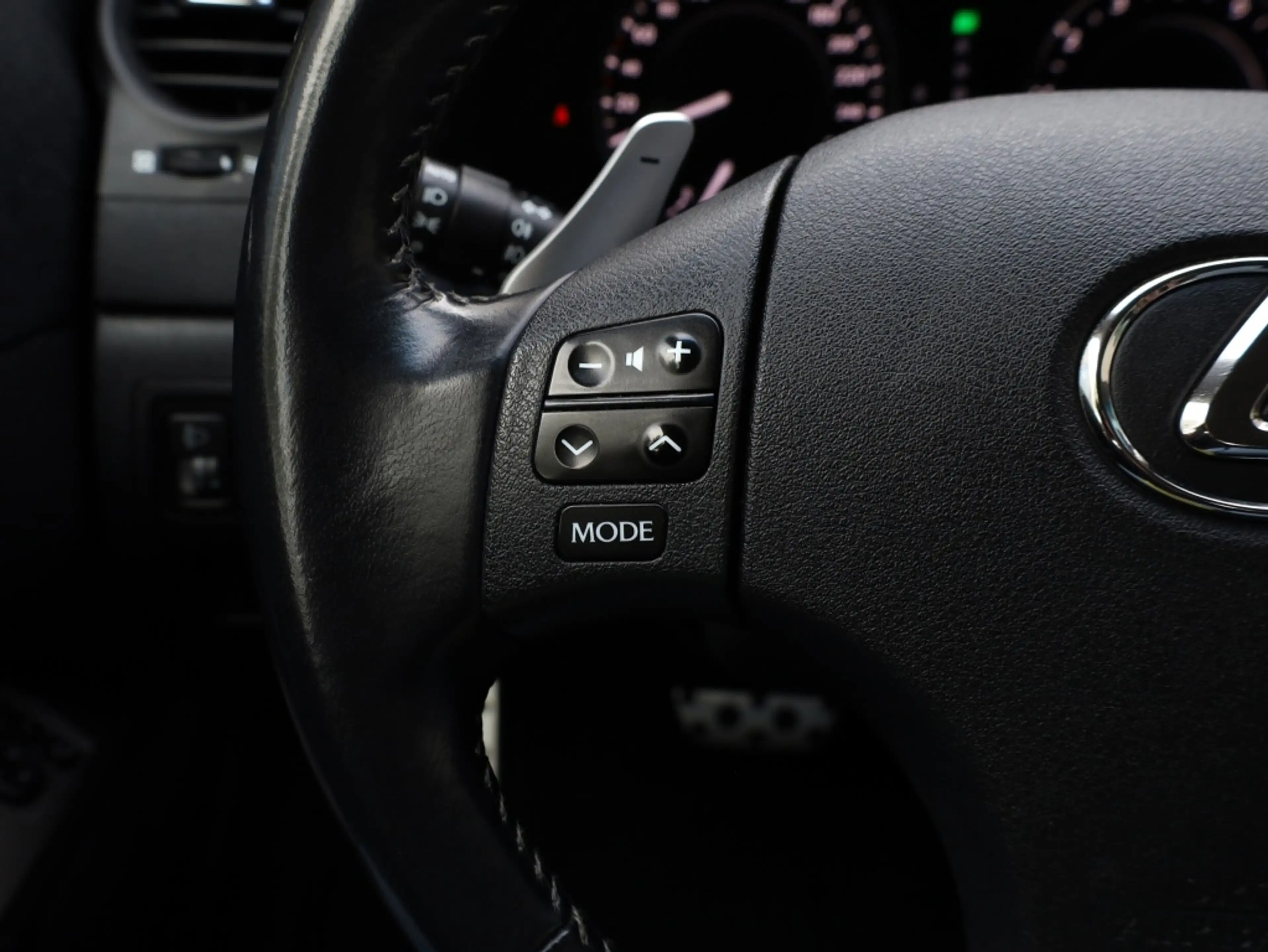 Lexus IS 250 Cabriolet 250C Luxury | Leder | Navigatie | Stoelv — photo 23