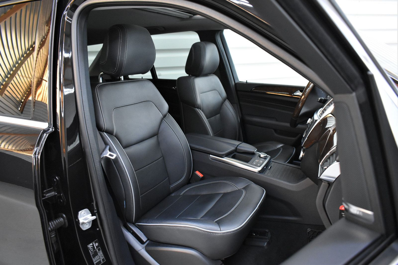 Mercedes-Benz ML 350 4M+AMG-Paket+Standheizung+Schiebedach+H&K — photo 10