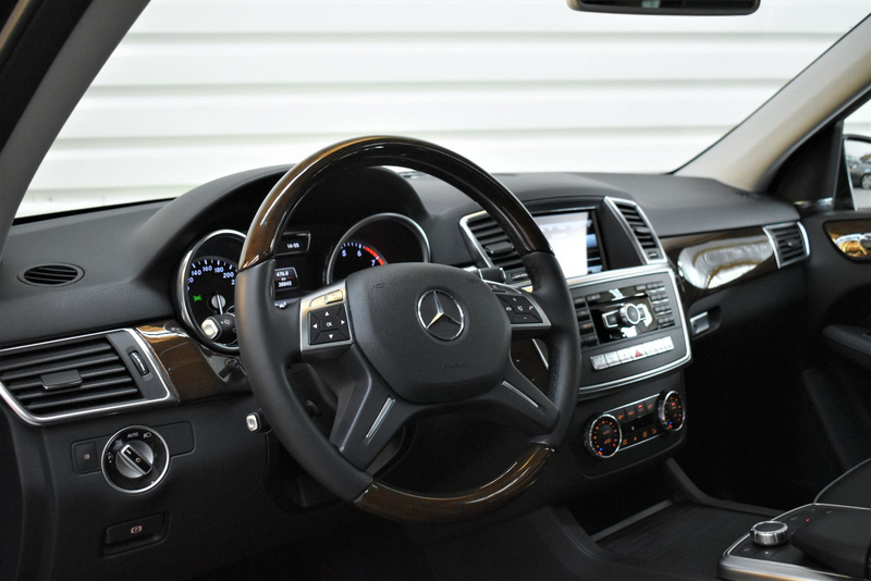 Mercedes-Benz ML 350 4M+AMG-Paket+Standheizung+Schiebedach+H&K — photo 7