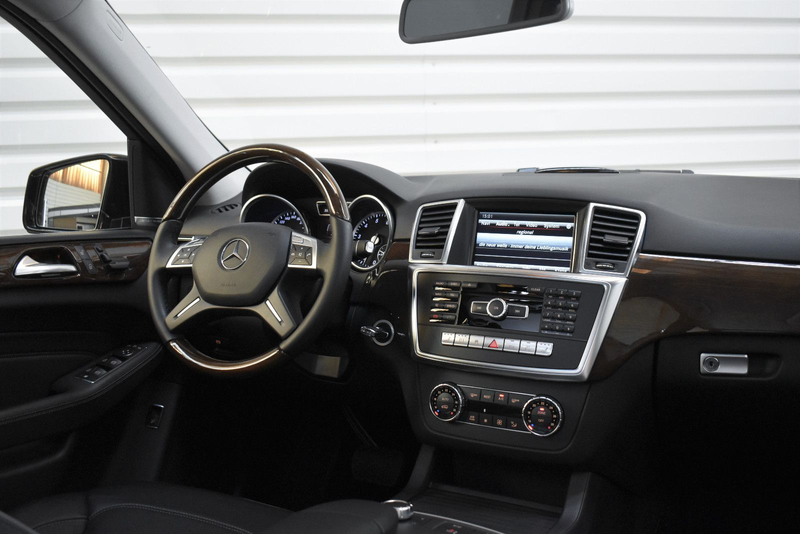Mercedes-Benz ML 350 4M+AMG-Paket+Standheizung+Schiebedach+H&K — photo 15
