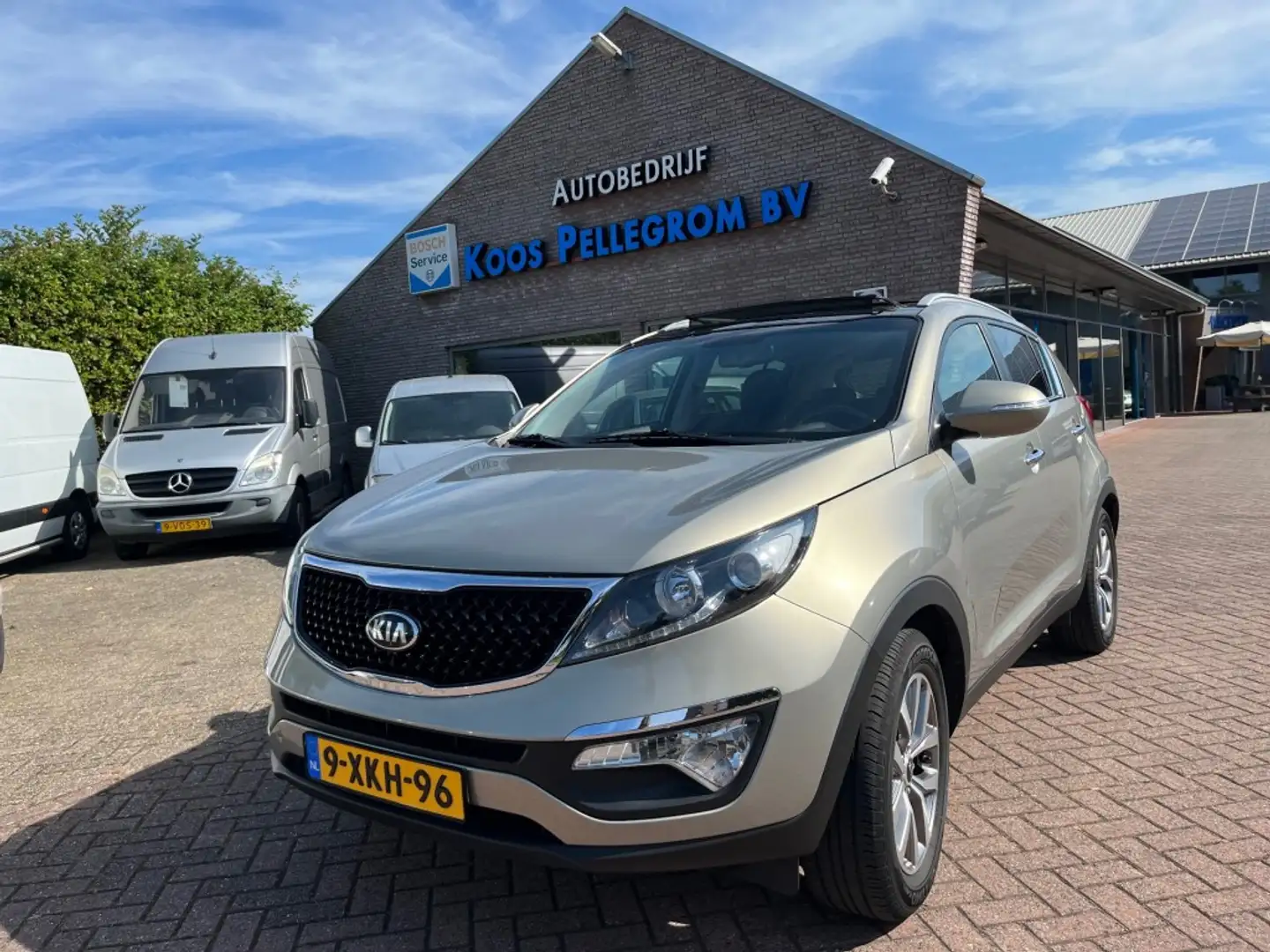 Kia Sportage 1.6 GDI BNSPLUSLINE Gris - 1