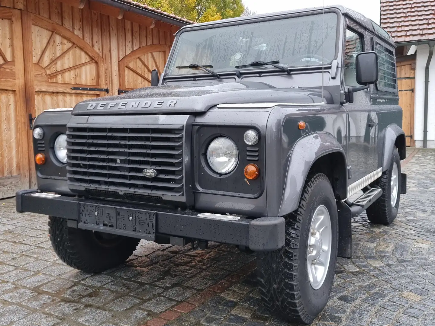Land Rover Defender Defender 90" Station Wagon E 2,2 E - 1