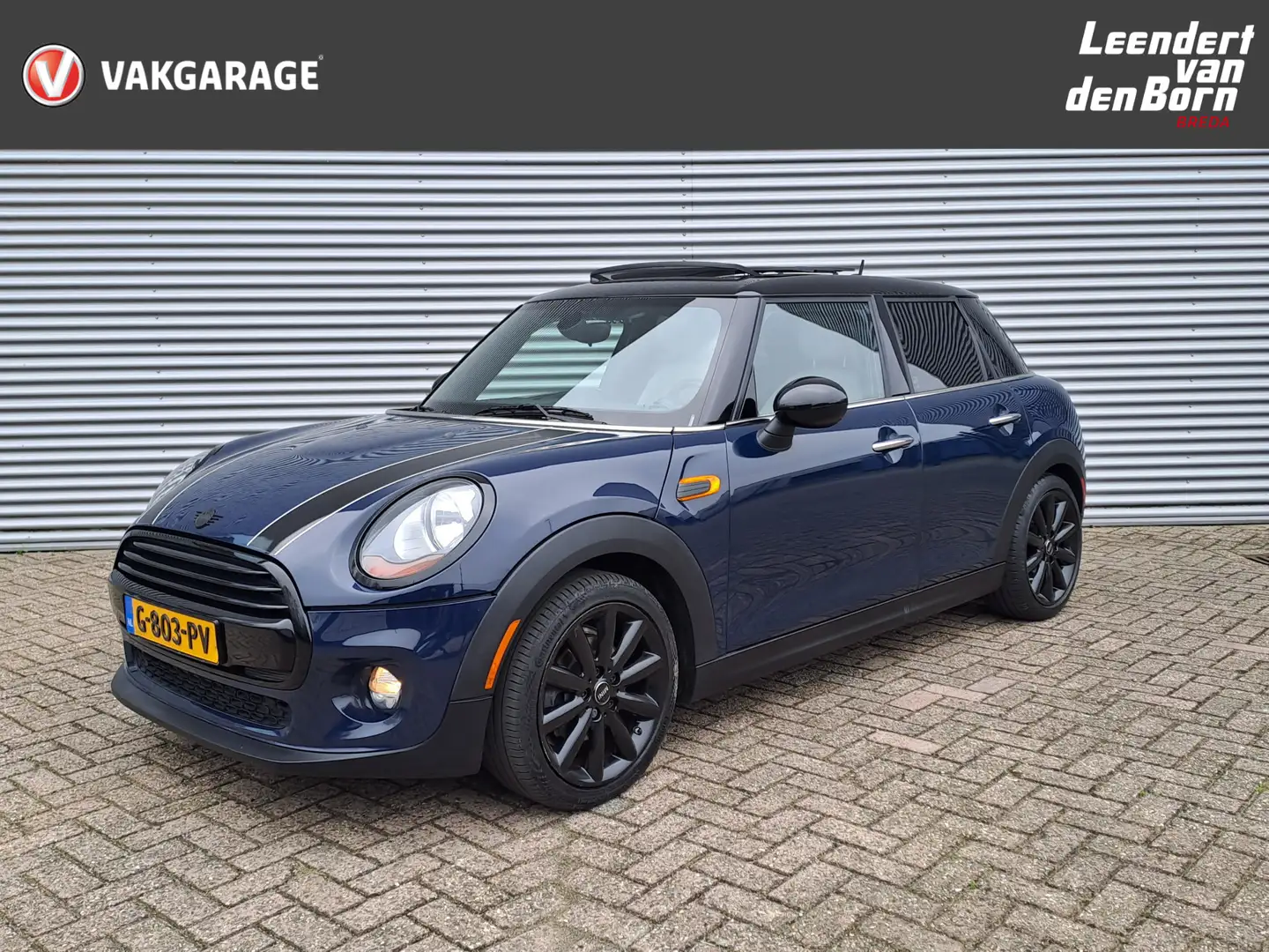 MINI Cooper Mini 1.5 Chili Serious Business | Automaat | Panor Blau - 1