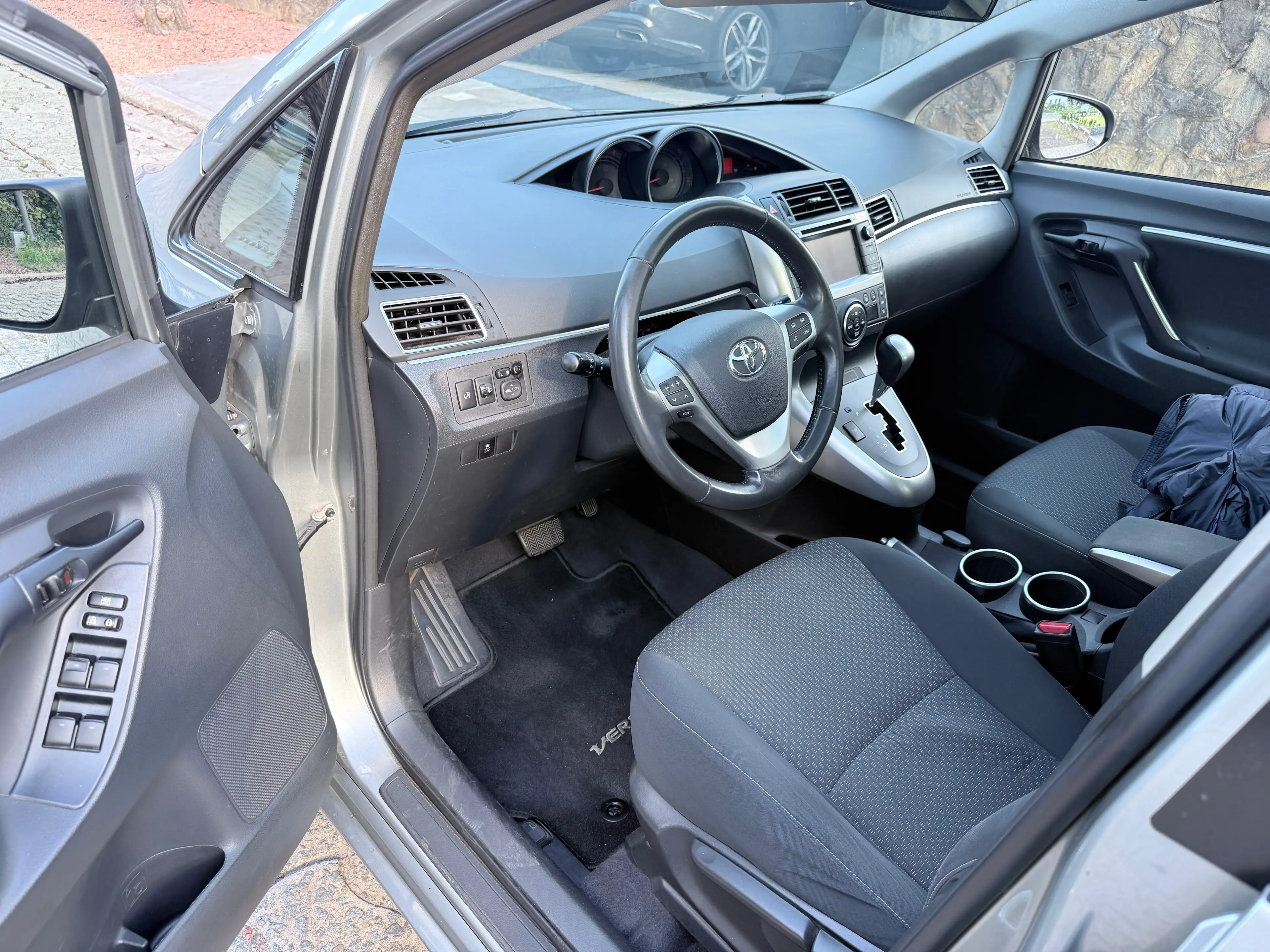 Toyota Verso Verso 1.8i Skyview 5pl. Automatique! EXPORT!! — photo 6