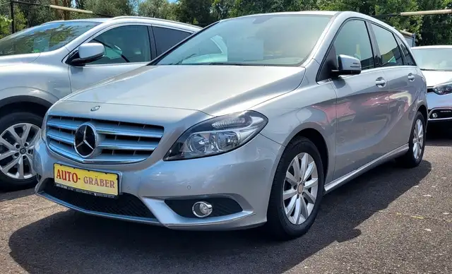 Mercedes-Benz B 180 B -Klasse B 180