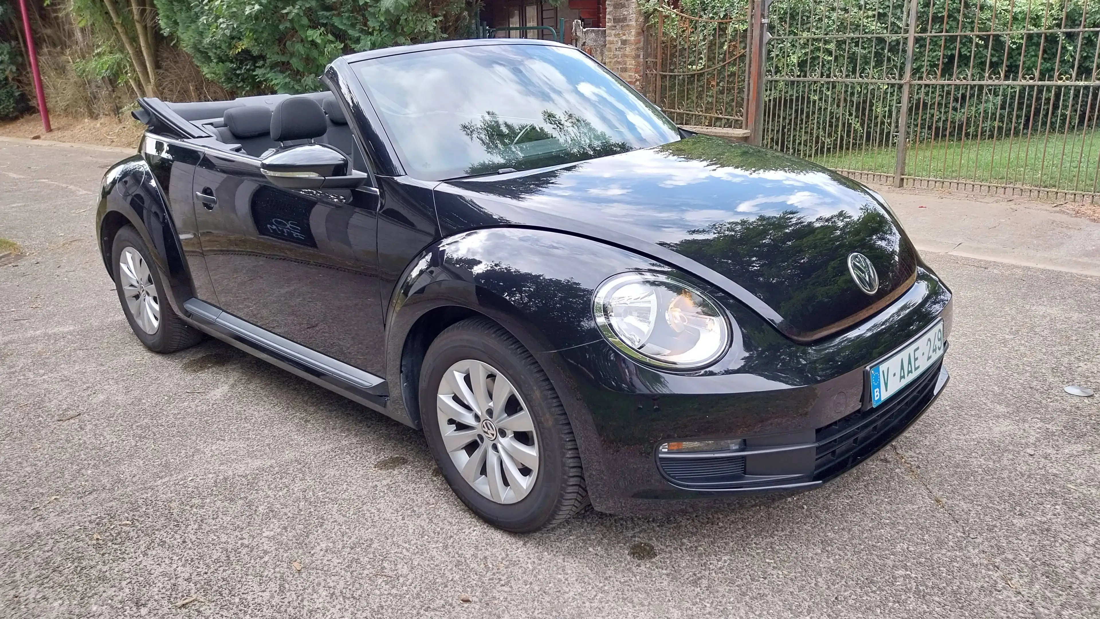 Volkswagen Beetle Beetle Cabriolet 1.2 TSI / parfait état / GPS — photo 2
