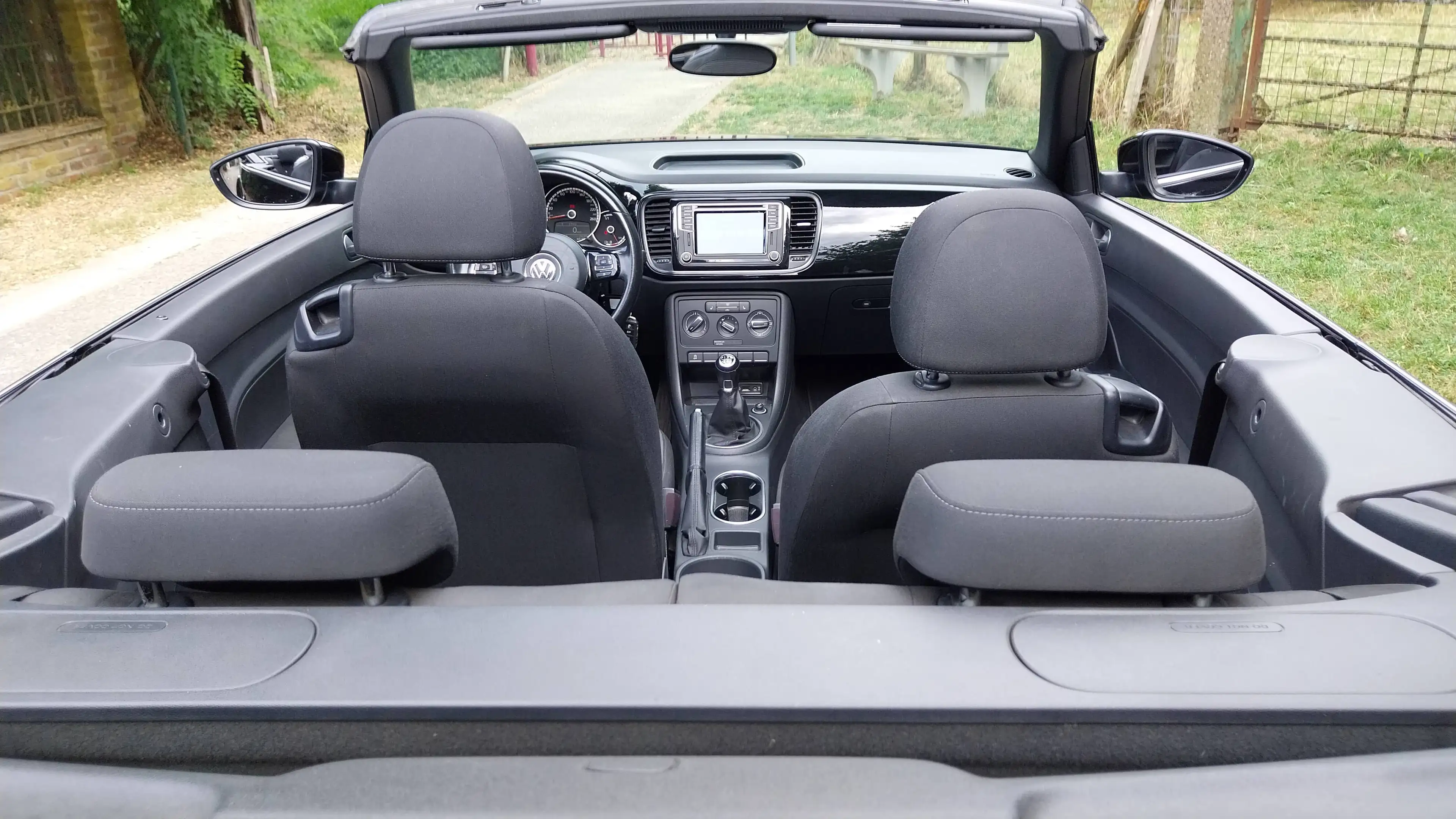 Volkswagen Beetle Beetle Cabriolet 1.2 TSI / parfait état / GPS — photo 13