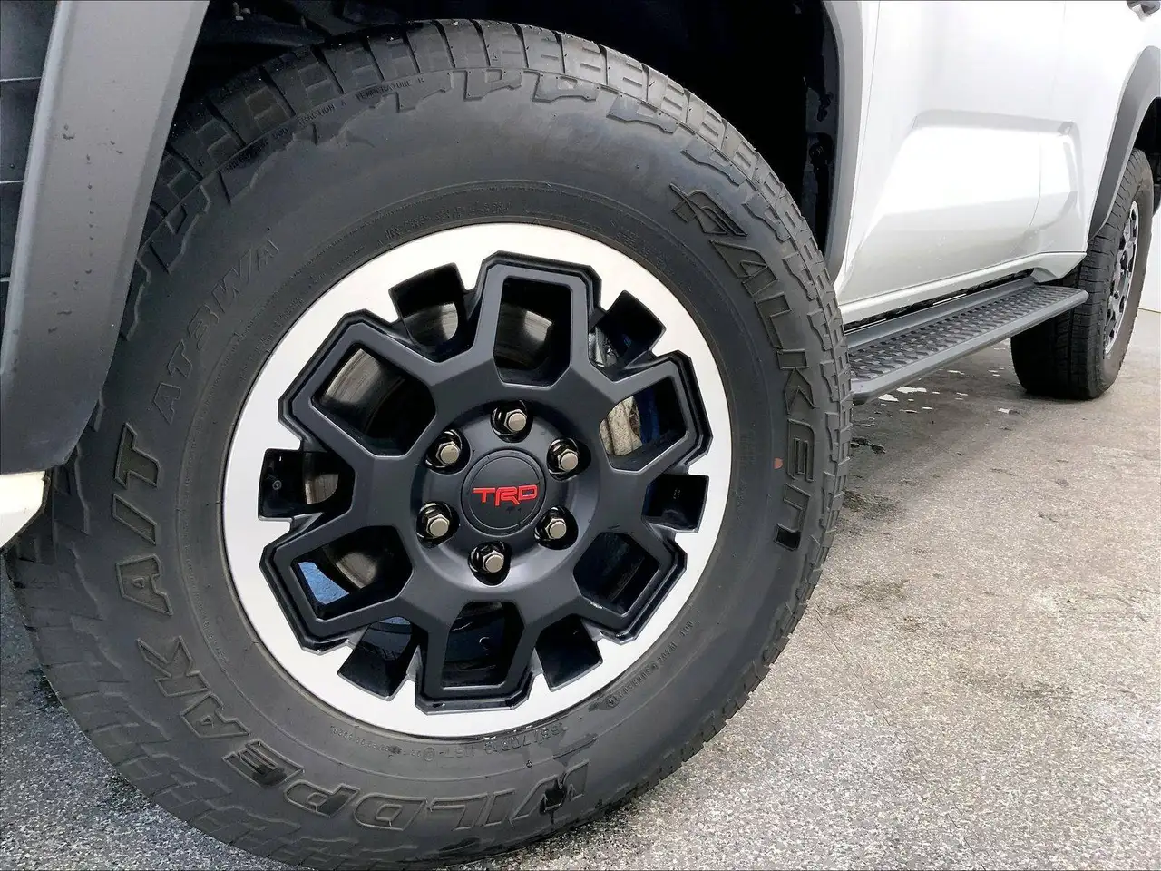 Toyota 4-Runner photo Toyota 4-Runner