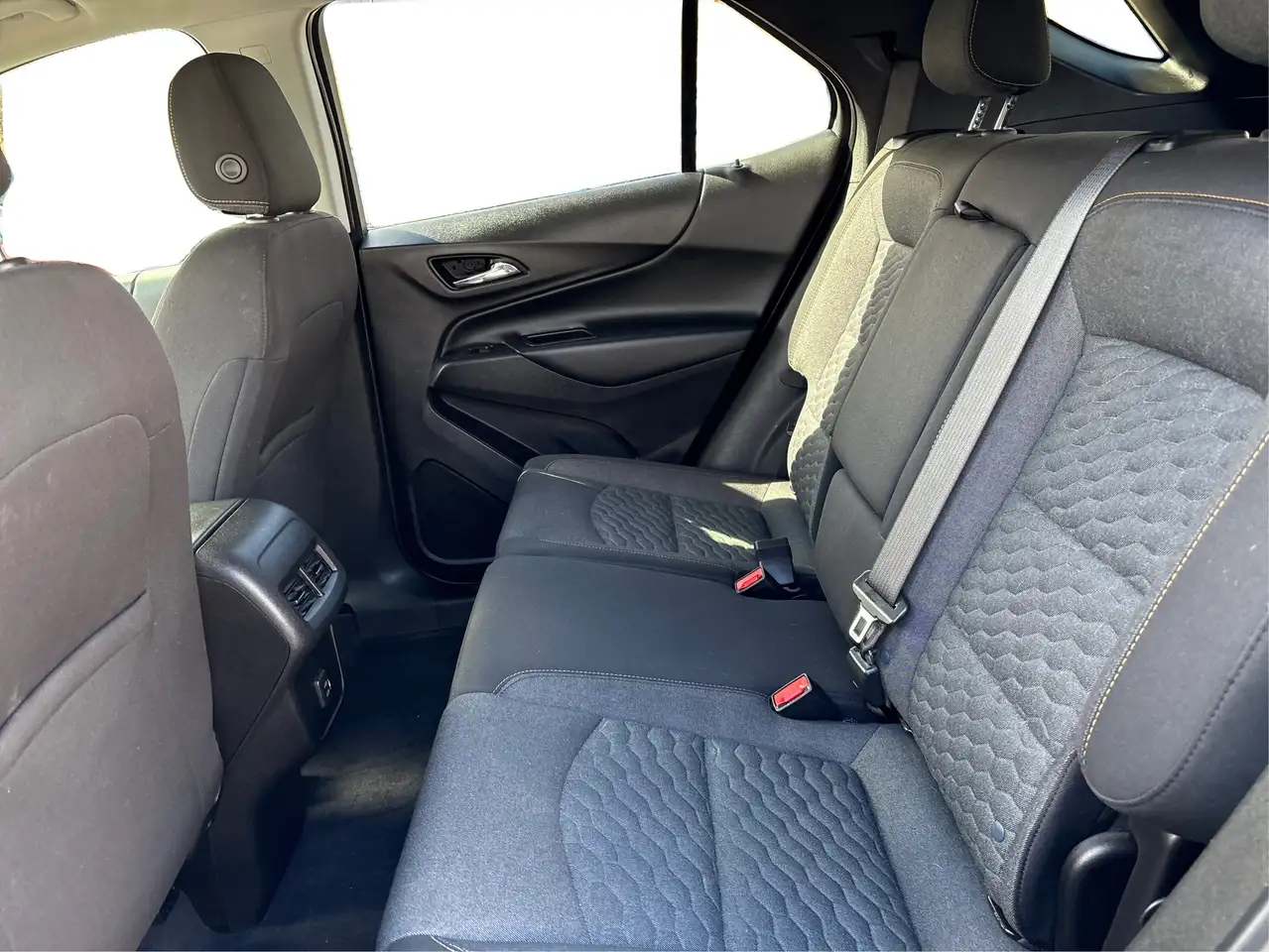 Chevrolet Equinox снимка Chevrolet Equinox